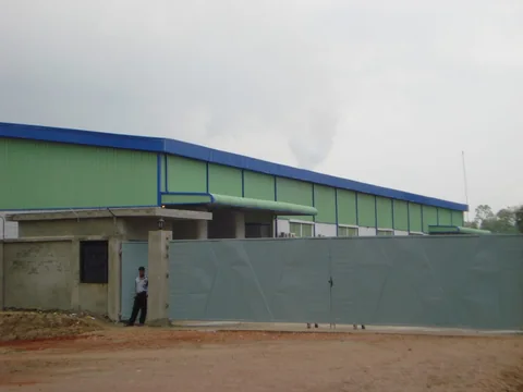 Green industrial steel building